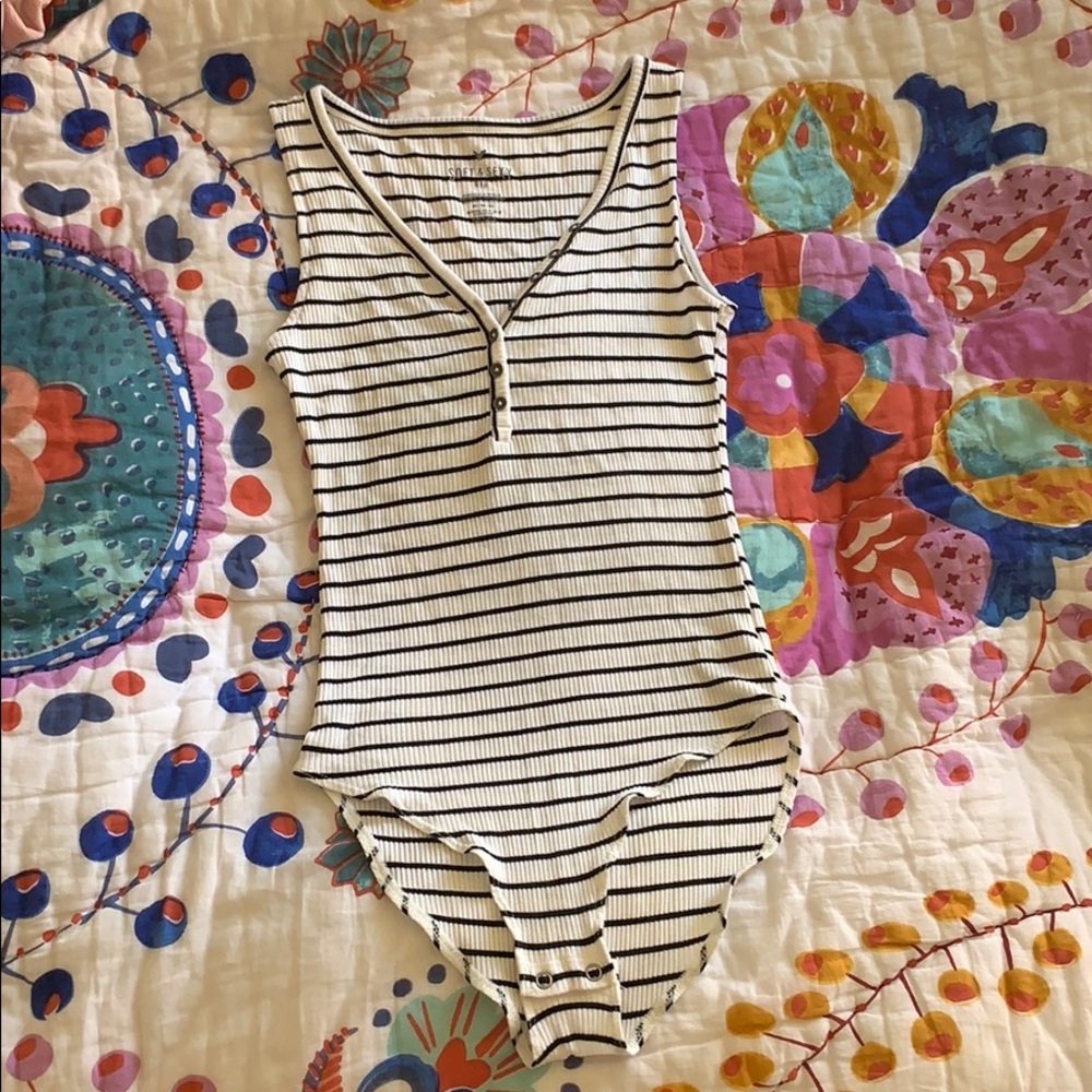 American Eagle Striped Body Suit (medium)
